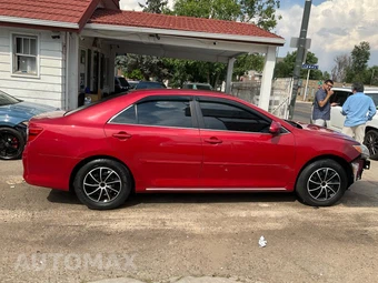 2014 Toyota Camry LE - miniatura 4