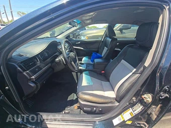 2014 Toyota Camry SE – miniatura 6