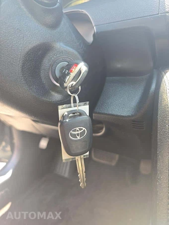2014 Toyota Camry SE – miniatura 8