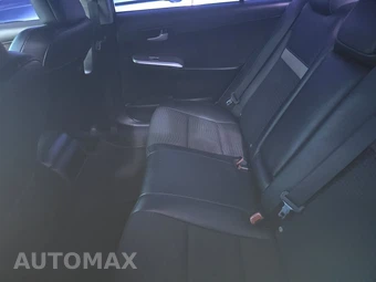 2014 Toyota Camry SE – miniatura 13