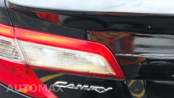 2014 Toyota Camry SE – miniatura 36