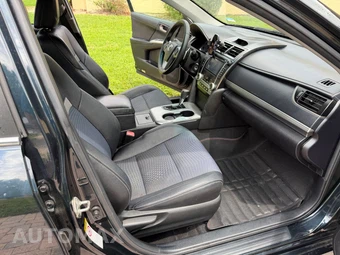 2014 Toyota Camry SE - miniatura 12