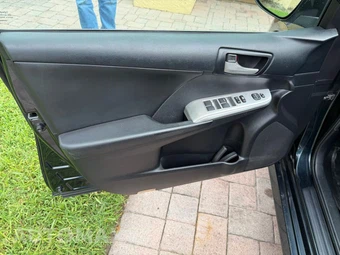 2014 Toyota Camry SE - miniatura 16