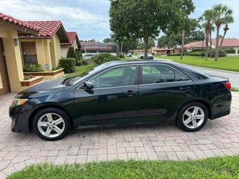 2014 Toyota Camry SE - miniatura 5
