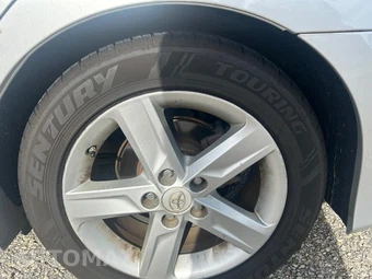2014 Toyota Camry SE - miniatura 4