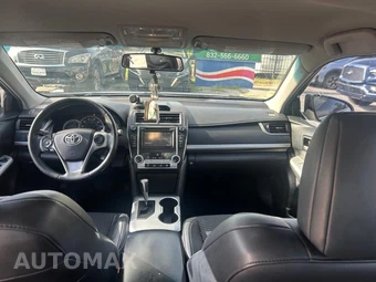 2014 Toyota Camry SE - miniatura 6