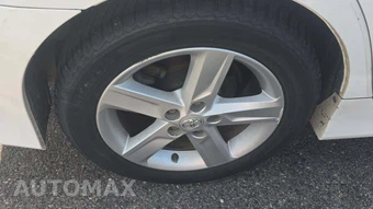 2014 Toyota Camry SE – miniatura 37
