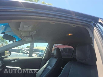 2014 Toyota Camry SE – miniatura 11