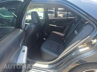 2014 Toyota Camry SE – miniatura 13