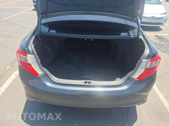 2014 Toyota Camry SE – miniatura 14
