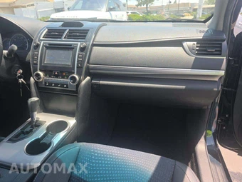 2014 Toyota Camry SE – miniatura 19