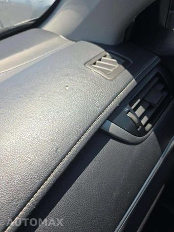 2014 Toyota Camry SE – miniatura 21