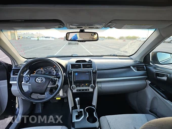 2014 Toyota Camry SE – miniatura 11