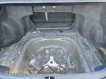 2014 Toyota Camry SE – miniatura 16