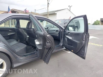 2014 Toyota Camry SE - miniatura 10