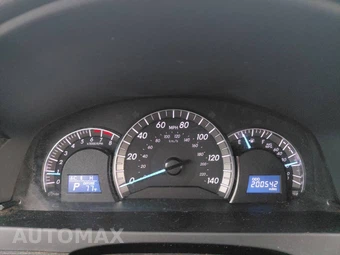 2014 Toyota Camry SE - miniatura 16