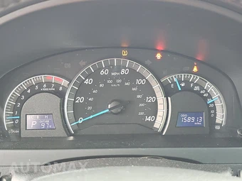 2014 Toyota Camry SE – miniatura 12