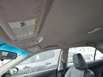 2014 Toyota Camry SE – miniatura 18