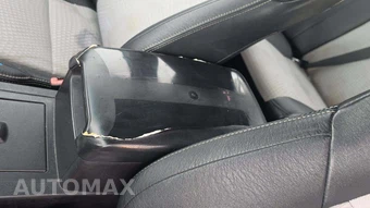 2014 Toyota Camry SE – miniatura 30