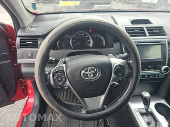 2014 Toyota Camry SE – miniatura 10