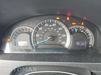 2014 Toyota Camry SE – miniatura 12