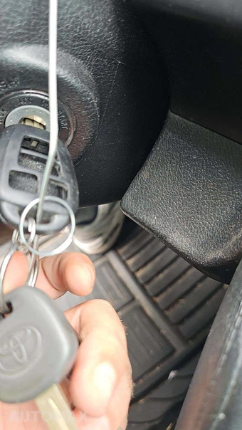 2014 Toyota Camry SE – miniatura 19