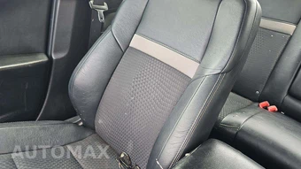 2014 Toyota Camry SE – miniatura 30