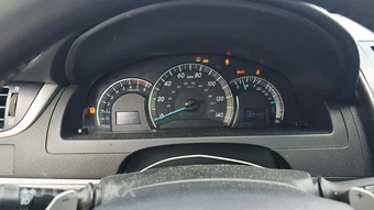 2014 Toyota Camry SE – miniatura 31