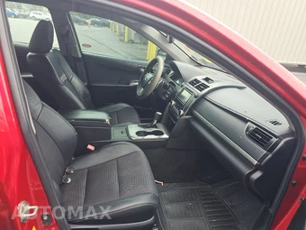 2014 Toyota Camry SE – miniatura 8