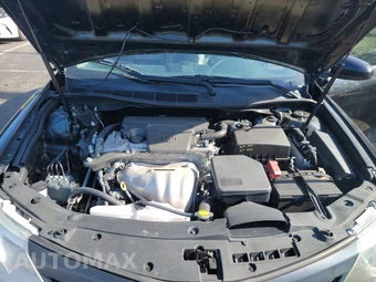 2014 Toyota Camry SE - miniatura 15