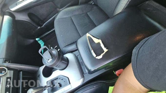 2014 Toyota Camry SE – miniatura 24