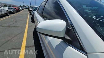 2014 Toyota Camry SE – miniatura 60