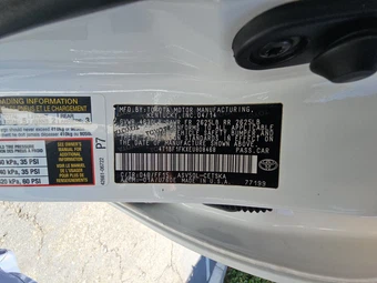 2014 Toyota Camry SE – miniatura 14