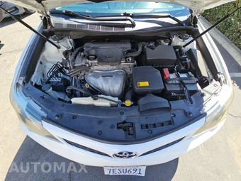 2014 Toyota Camry SE – miniatura 15