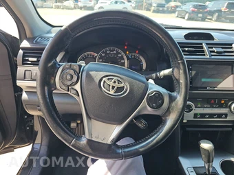 2014 Toyota Camry SE - miniatura 10