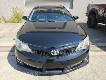 2014 Toyota Camry SE - miniatura 2