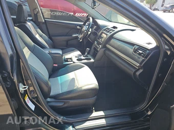 2014 Toyota Camry SE - miniatura 8