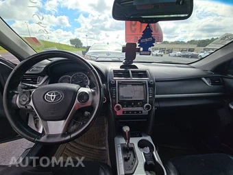 2014 Toyota Camry SE - miniatura 11