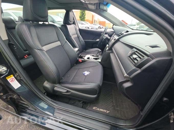 2014 Toyota Camry SE Sport - miniatura 18