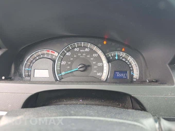 2014 Toyota Camry SE Sport - miniatura 9