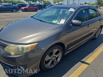2014 Toyota Camry SE Sport
