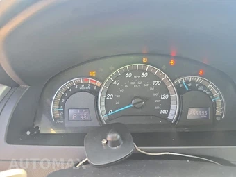 2014 Toyota Camry SE Sport - miniatura 12