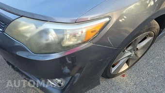 2014 Toyota Camry SE Sport - miniatura 20