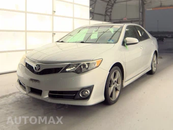 2014 Toyota Camry SE Sport