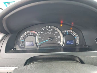2014 Toyota Camry SE Sport - miniatura 18