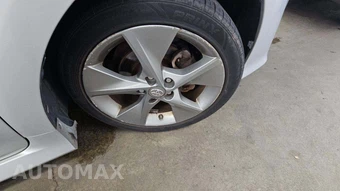 2014 Toyota Camry SE Sport - miniatura 38