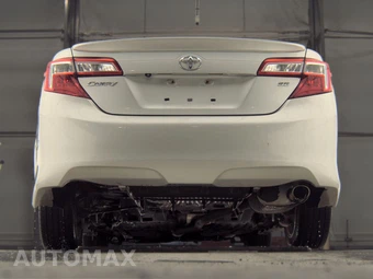 2014 Toyota Camry SE Sport - miniatura 7