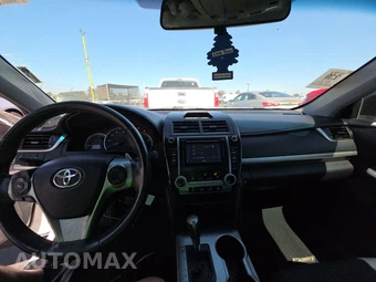 2014 Toyota Camry SE Sport - miniatura 11