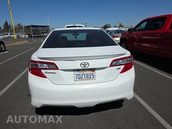 2014 Toyota Camry SE Sport - miniatura 5