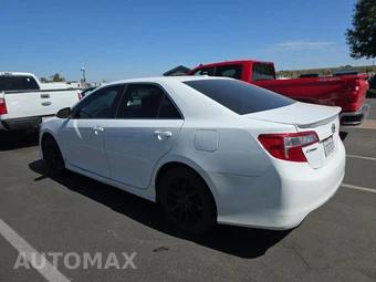 2014 Toyota Camry SE Sport - miniatura 6